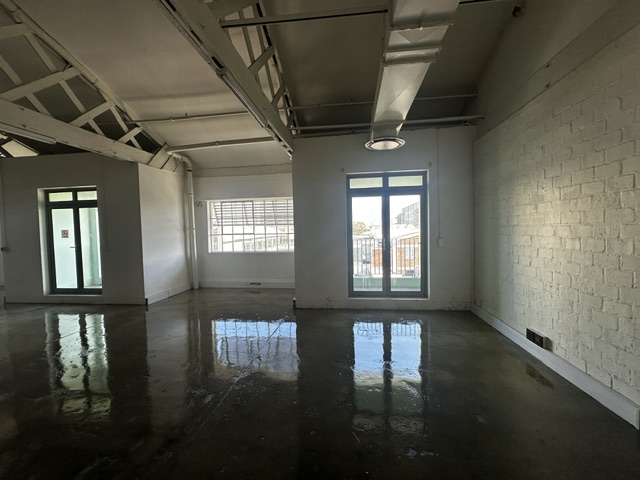 To Let Commercial Property for Rent in Woodstock Western Cape